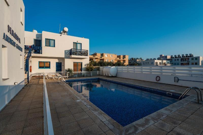 Central Gem - 10 Min Walk To The Sea, Harbor And Mall Apartment Paphos ภายนอก รูปภาพ
