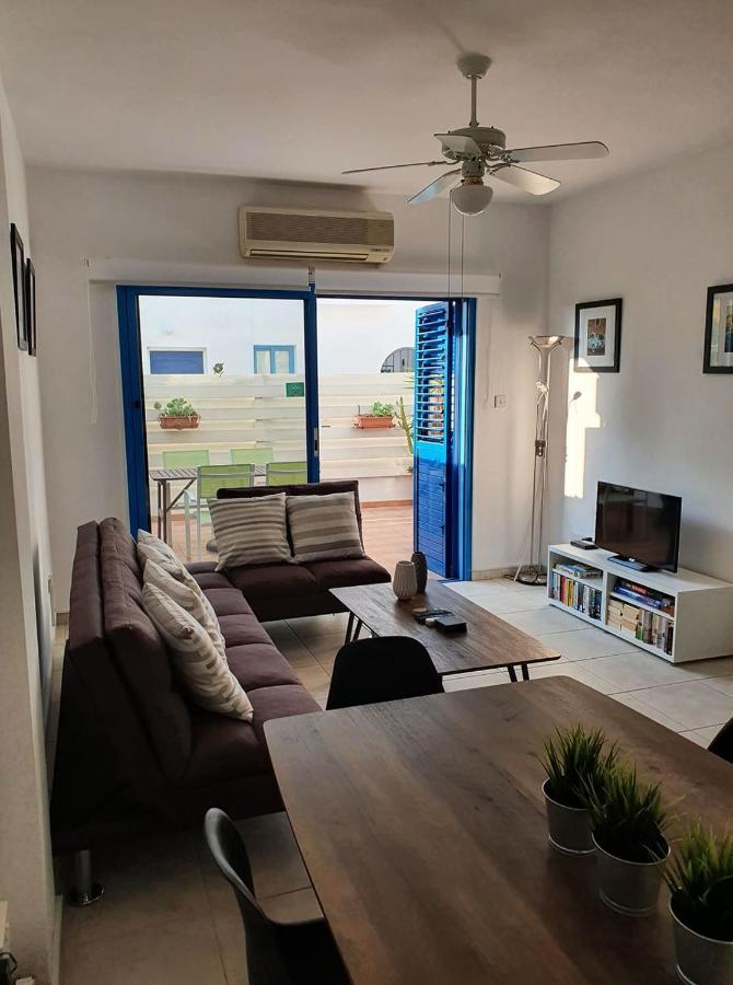 Central Gem - 10 Min Walk To The Sea, Harbor And Mall Apartment Paphos ภายนอก รูปภาพ